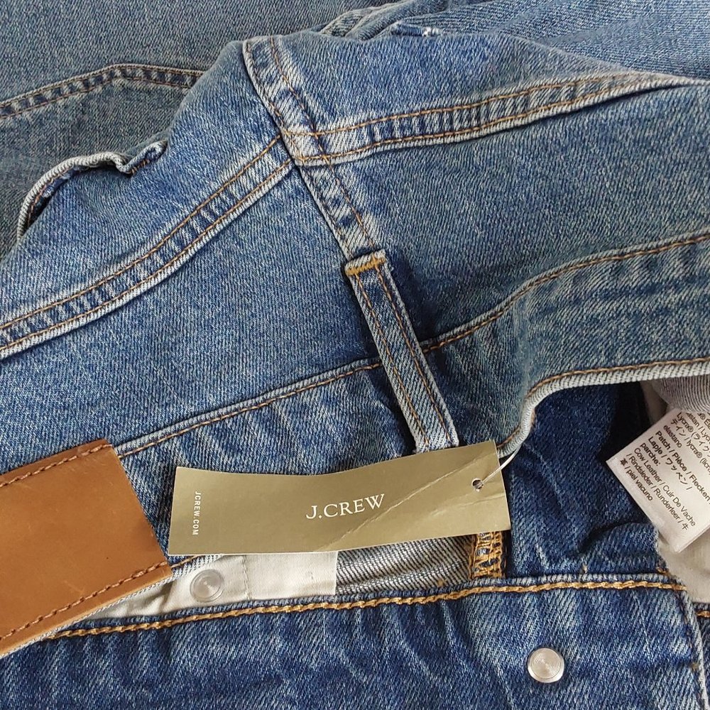 'J.CREW' RAW~EDGE DENIM SHORTS - Picture 15 of 16